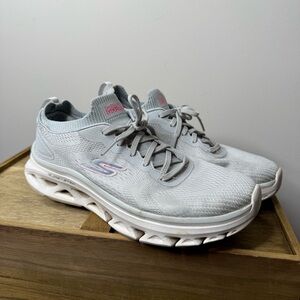 Skechers Go Run Glide-Step Flex Radar running shoes in light grey